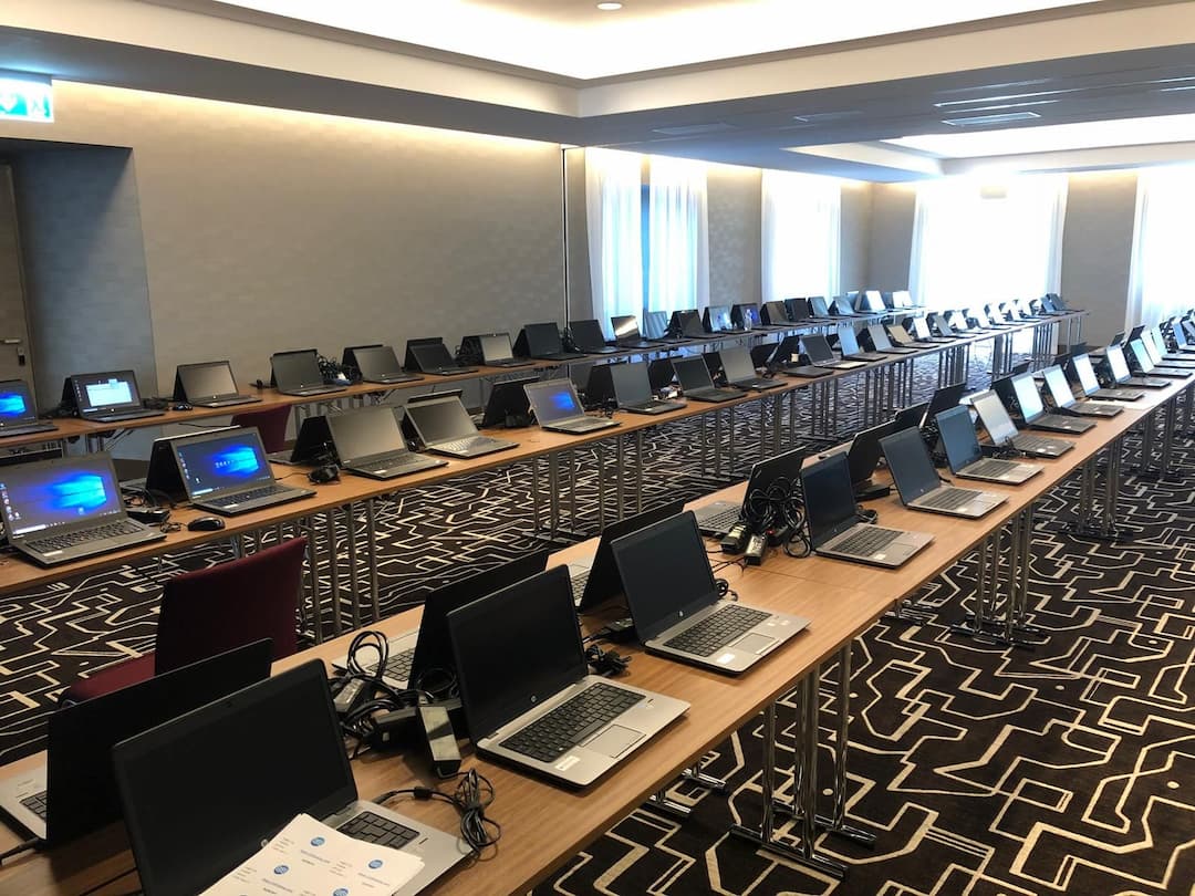 laptop rental for events